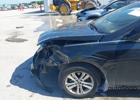 2011 Hyundai Sonata Gls z USA, uszkodzony, nr VIN 5NPEB4AC5BH184468